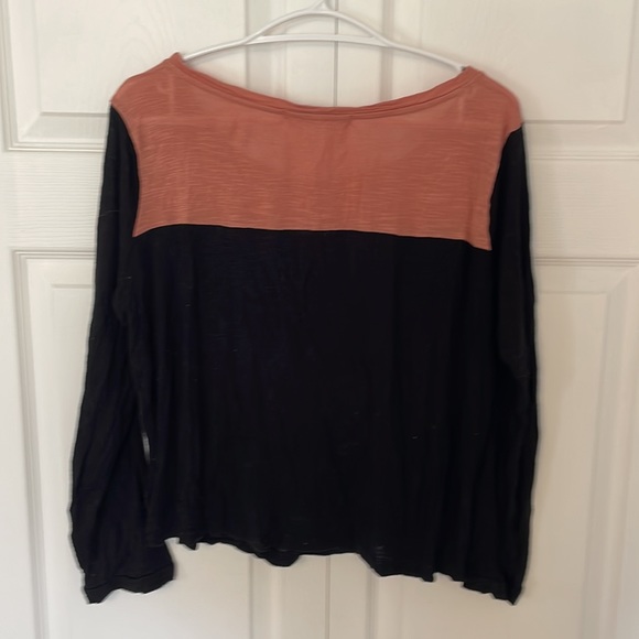 Forever 21 Top - Picture 3 of 3